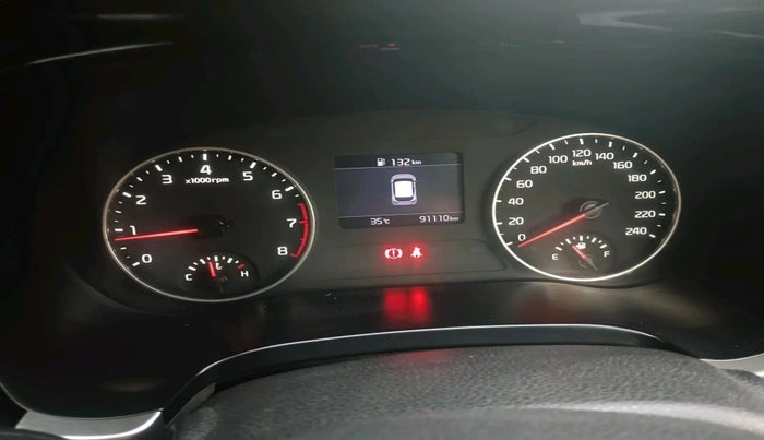 2019 KIA SELTOS HTK PLUS 1.5, Petrol, Manual, 91,110 km, interior