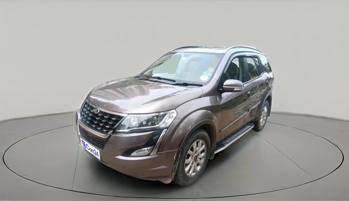 2020 Mahindra XUV500 W9, Diesel, Manual, 50,395 km, exterior
