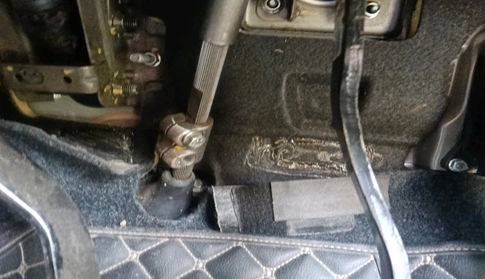 2020 Mahindra XUV500 W9, Diesel, Manual, 50,395 km, interior