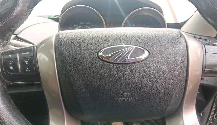 2020 Mahindra XUV500 W9, Diesel, Manual, 50,395 km, interior