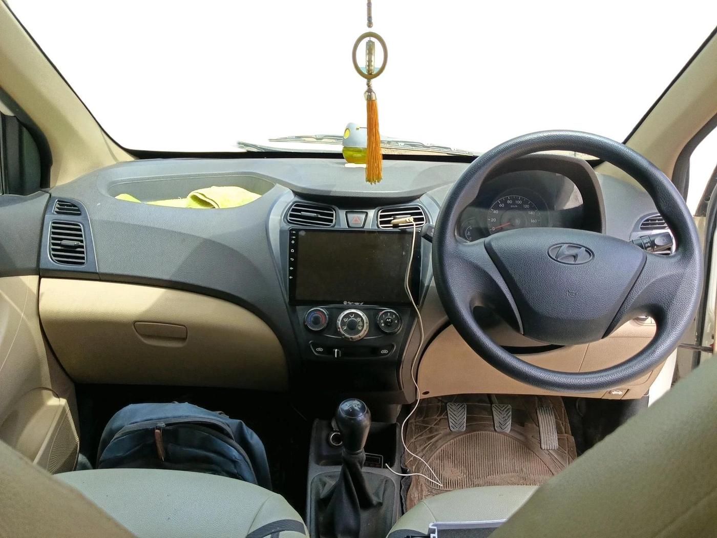 2018 Hyundai Eon ERA +, CNG, Manual, 70,719 km, interior