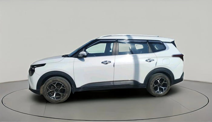 2022 KIA CARENS PRESTIGE 1.5 PETROL 7 STR, Petrol, Manual, 35,270 km, exterior