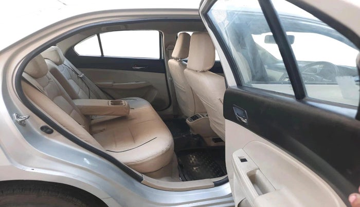 2018 Maruti Dzire VXI, Petrol, Manual, 1,24,044 km, interior