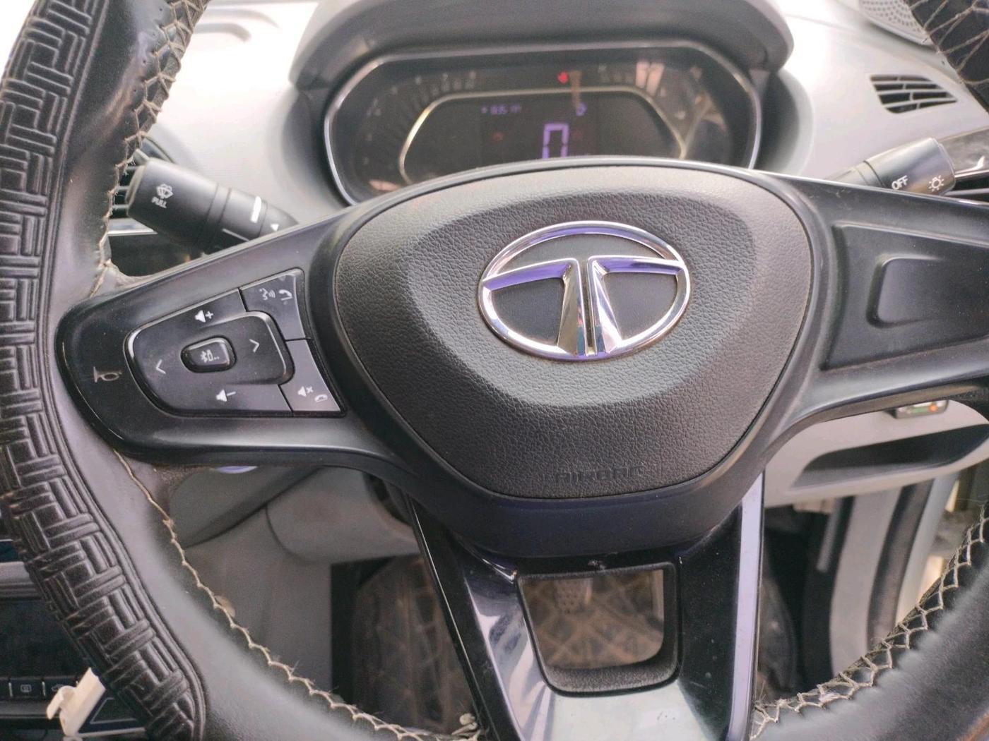2020 Tata TIGOR XZ PLUS PETROL, CNG, Manual, 88,386 km, interior