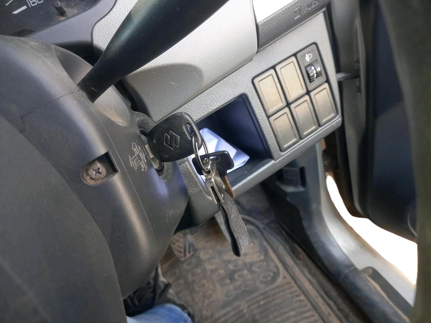 2011 Maruti Wagon R 1.0 LXI, Petrol, Manual, 59,375 km, interior