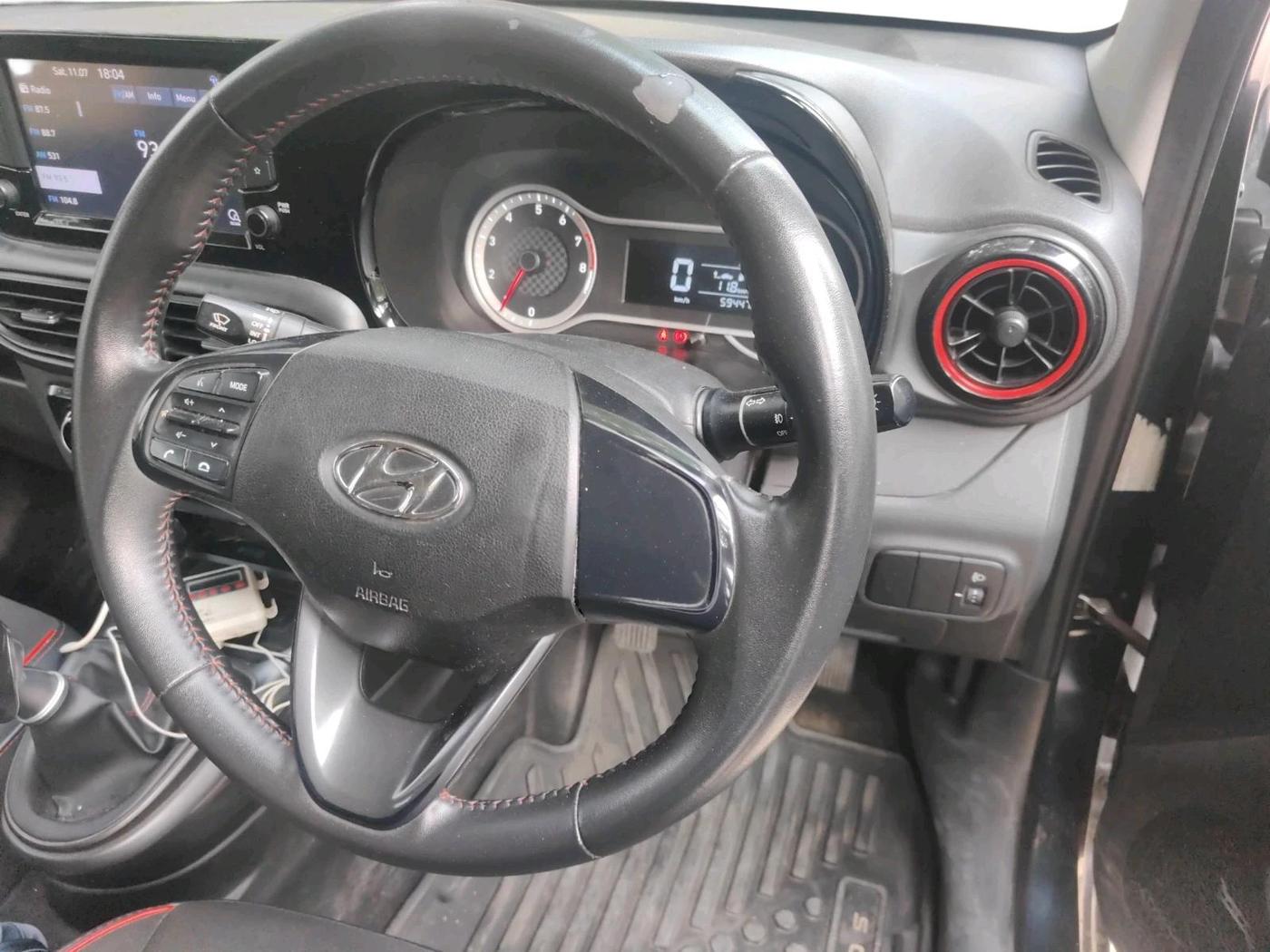2022 Hyundai GRAND I10 NIOS SPORTZ 1.0 TURBO GDI, Petrol, Manual, 59,447 km, interior