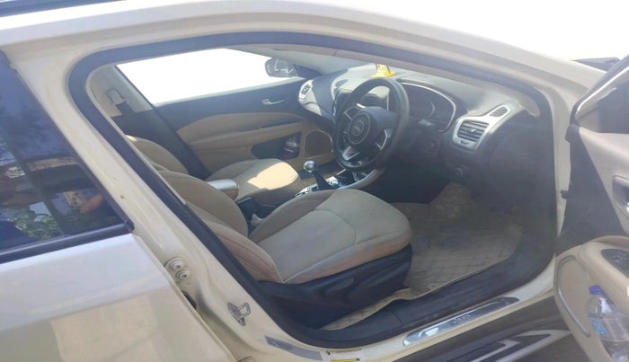 2017 Jeep Compass LONGITUDE (O) 2.0 DIESEL, Diesel, Manual, 1,16,496 km, interior