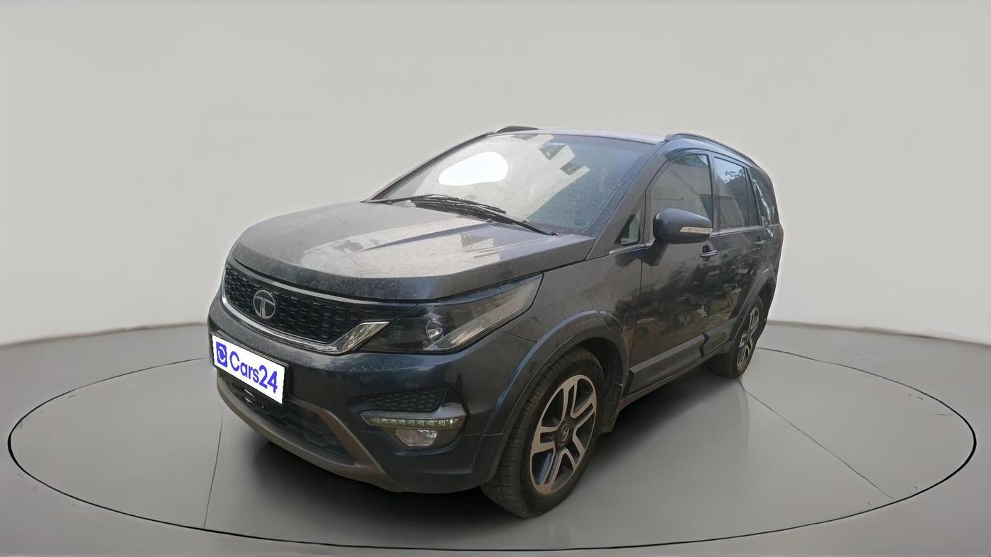 2017 Tata Hexa XT 4X2 7 STR, Diesel, Manual, 1,40,659 km, exterior