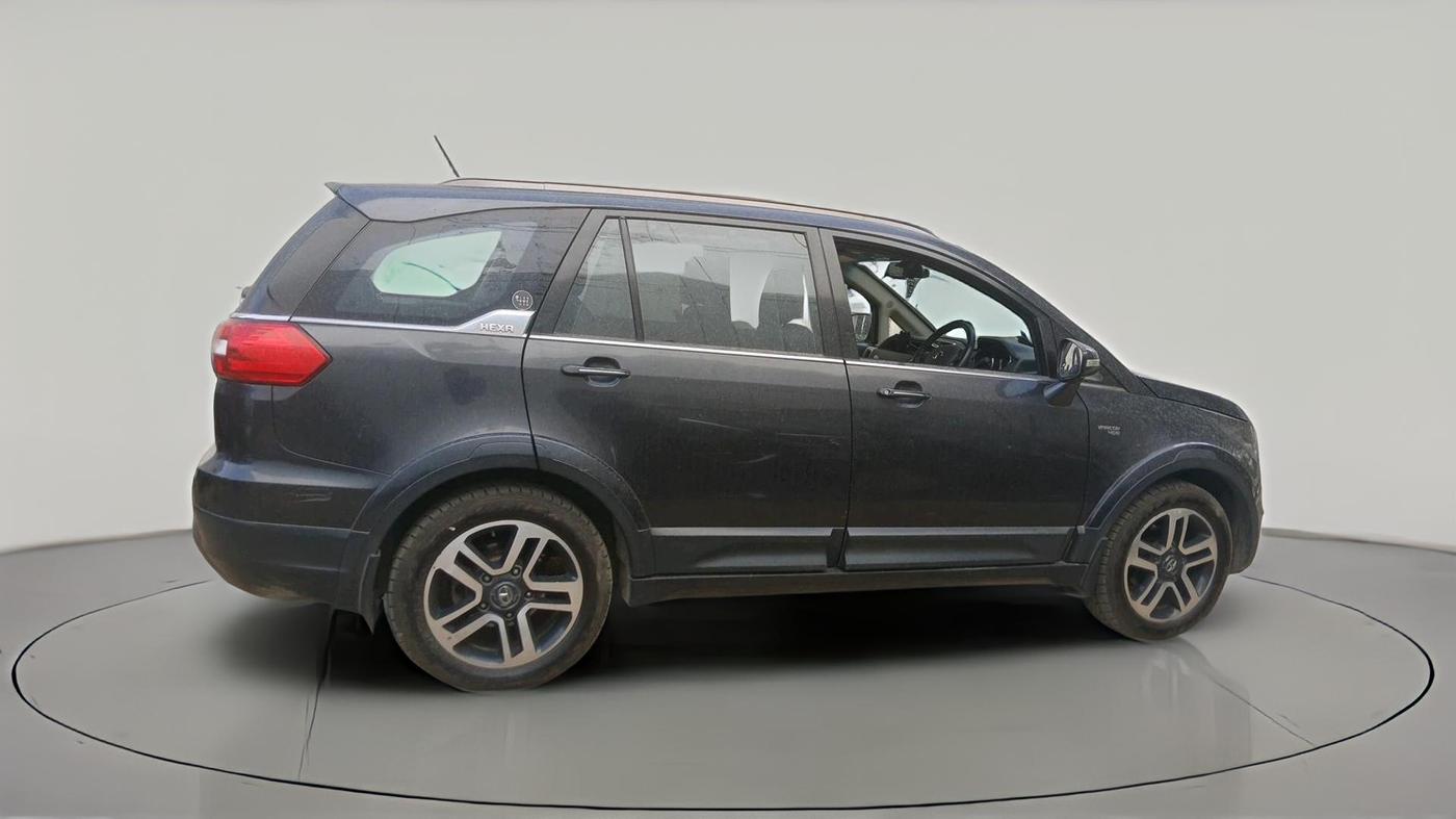 2017 Tata Hexa XT 4X2 7 STR, Diesel, Manual, 1,40,659 km, exterior