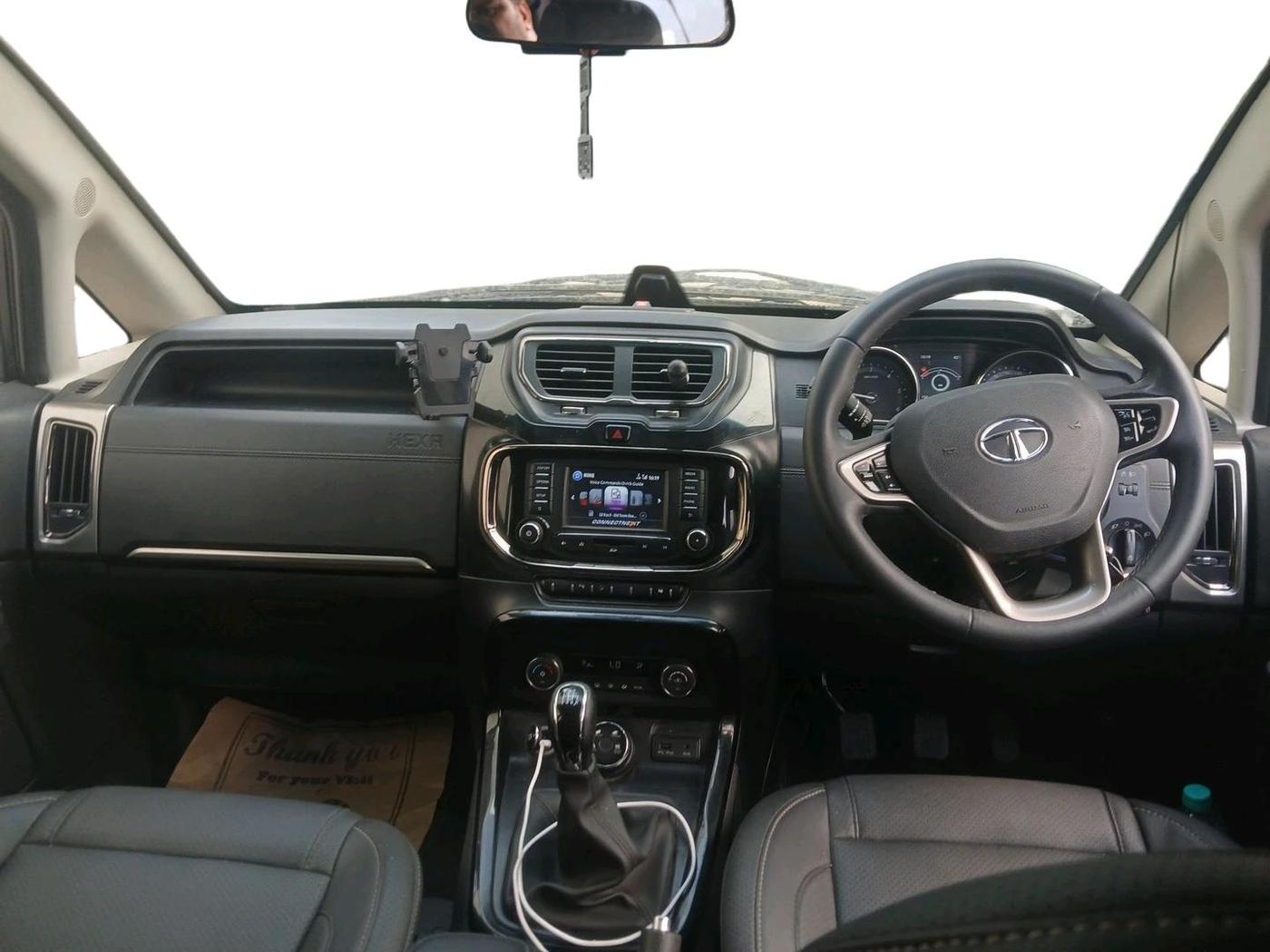 2017 Tata Hexa XT 4X2 7 STR, Diesel, Manual, 1,40,659 km, interior