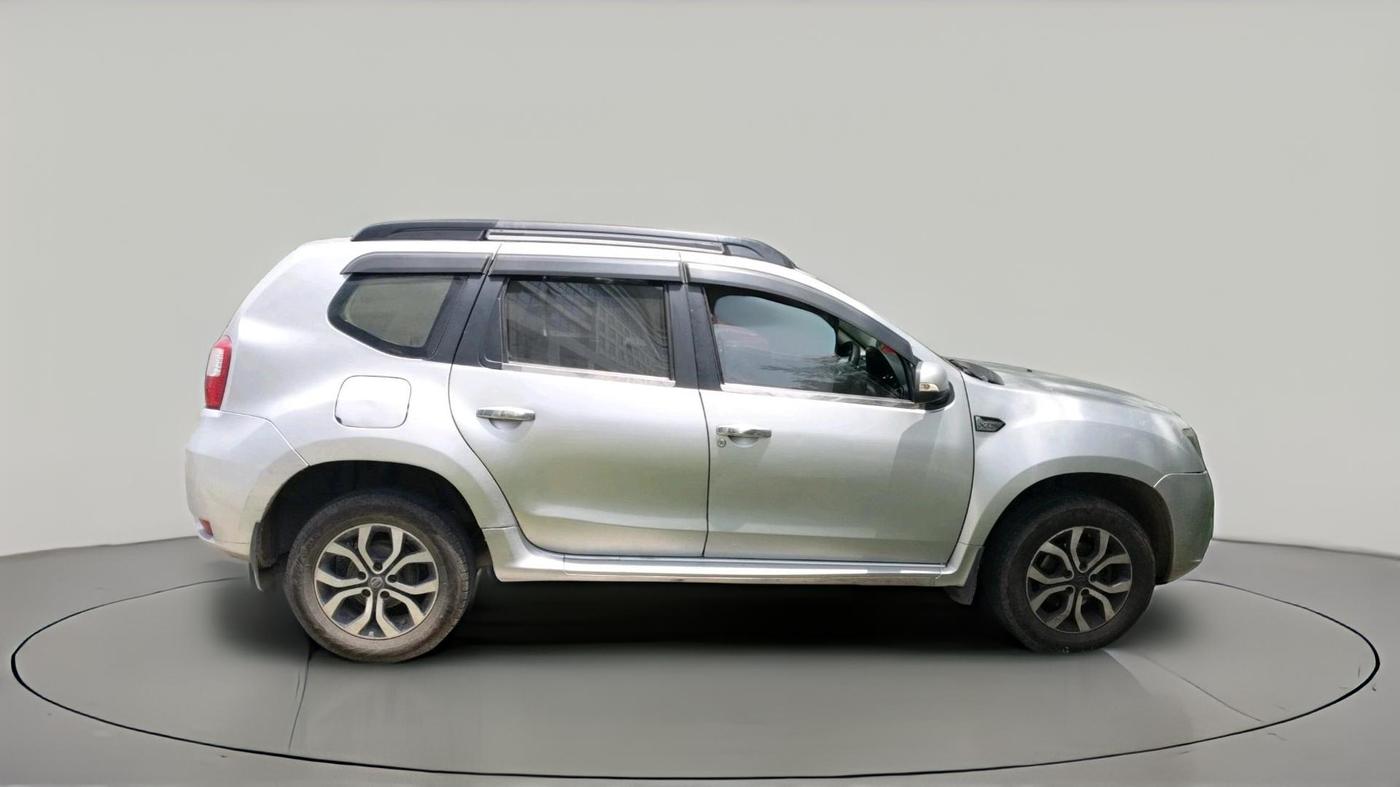 2017 Nissan Terrano  XL D Plus, Diesel, Manual, 1,78,434 km, exterior