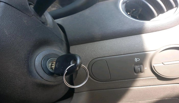 2013 Hyundai i10 MAGNA 1.1, Petrol, Manual, 1,08,203 km, interior