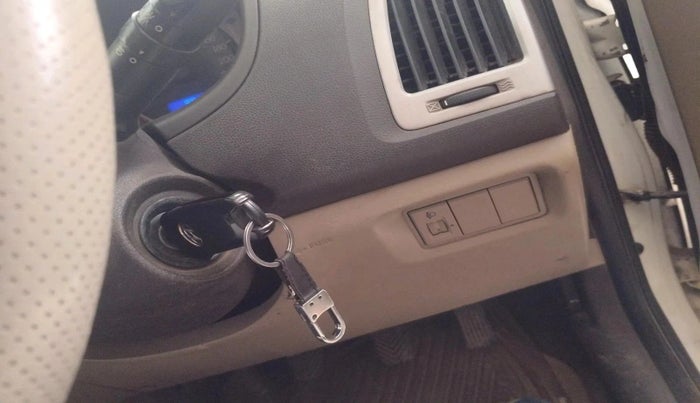 2011 Hyundai i20 SPORTZ 1.2, Petrol, Manual, 73,468 km, interior