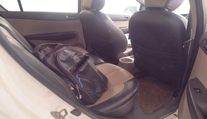 2011 Hyundai i20 SPORTZ 1.2, Petrol, Manual, 73,468 km, interior