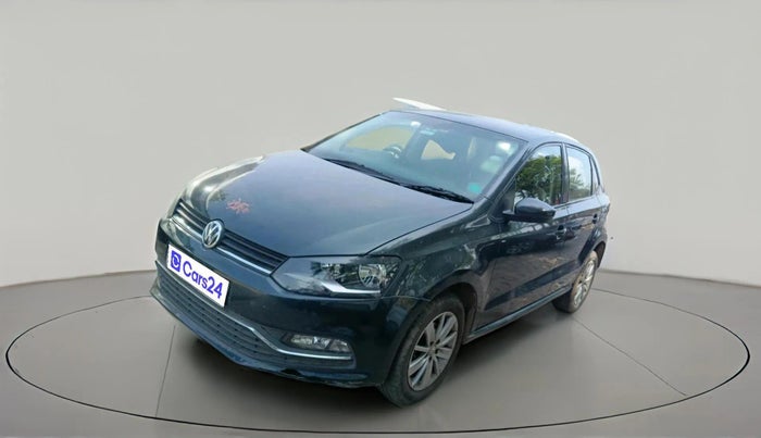2015 Volkswagen Polo HIGHLINE1.2L, Petrol, Manual, 1,07,390 km, exterior