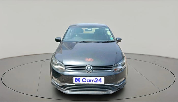 2015 Volkswagen Polo HIGHLINE1.2L, Petrol, Manual, 1,07,390 km, exterior