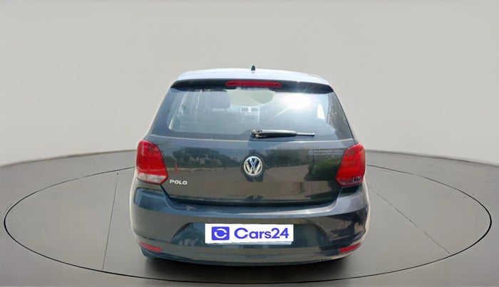 2015 Volkswagen Polo HIGHLINE1.2L, Petrol, Manual, 1,07,390 km, exterior