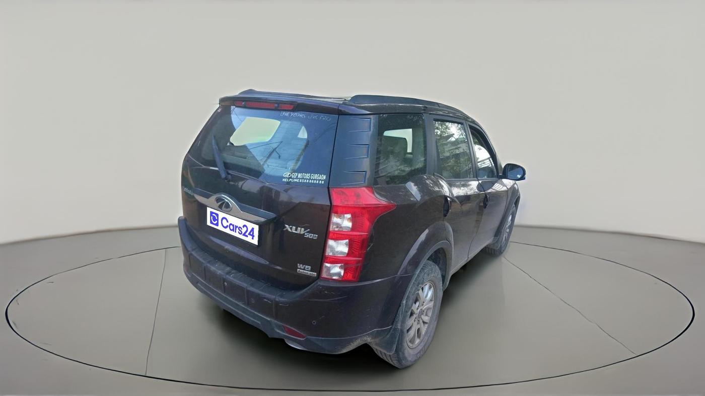 2016 Mahindra XUV500 W8 AT 1.99, Diesel, Automatic, 1,28,946 km, exterior