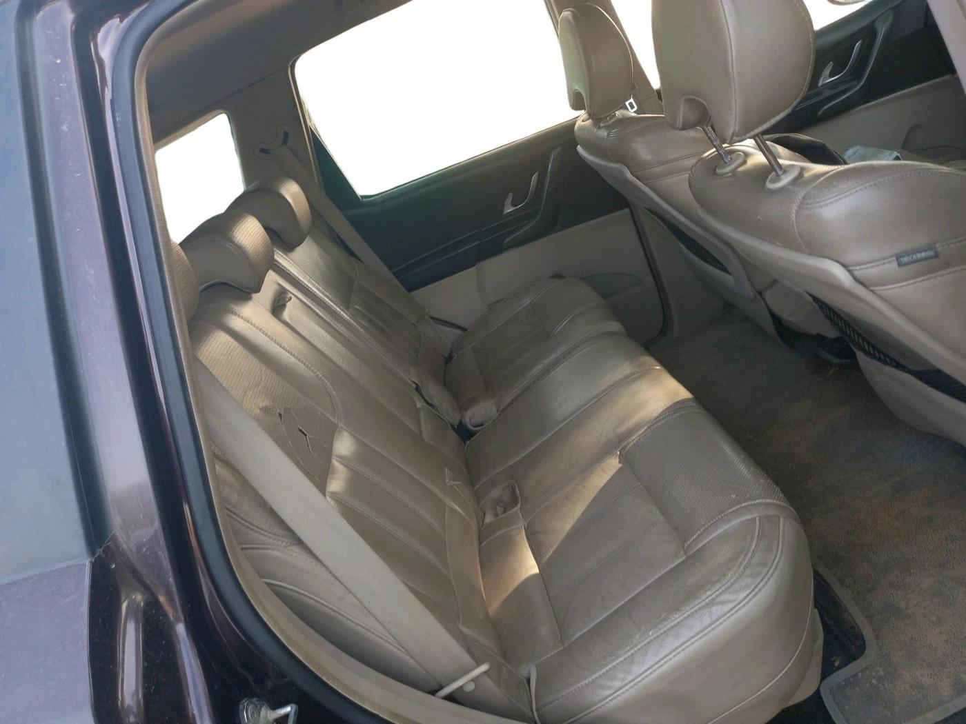 2016 Mahindra XUV500 W8 AT 1.99, Diesel, Automatic, 1,28,946 km, interior