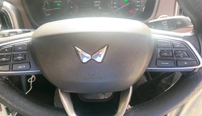 2022 Mahindra SCORPIO-N Z8 L PETROL MT 7 STR, Petrol, Manual, 54,453 km, interior