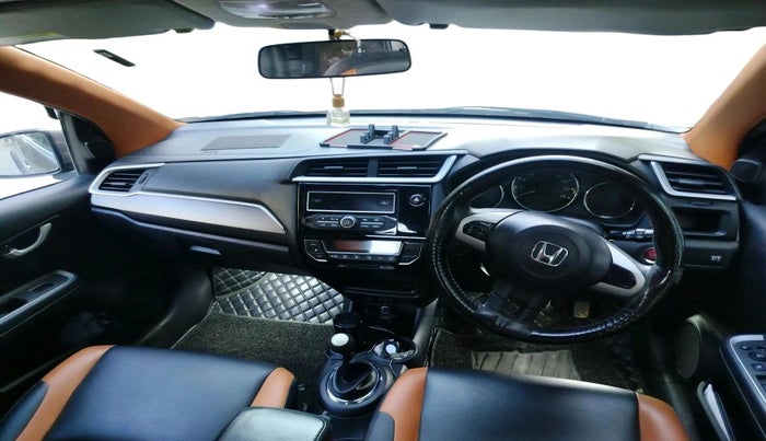 2016 Honda BR-V 1.5L I-VTEC V, Petrol, Manual, 94,625 km, interior