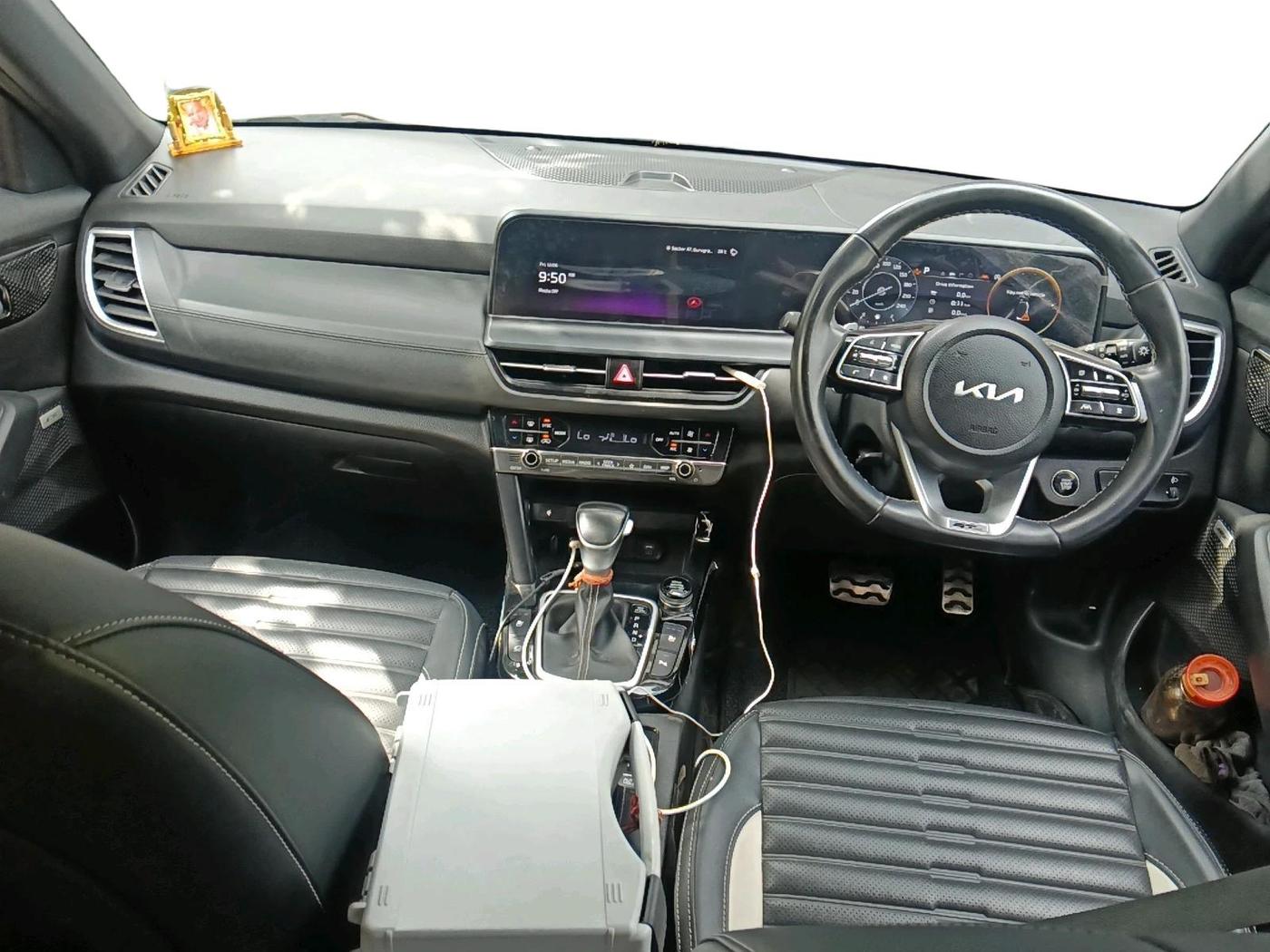 2023 KIA SELTOS  GTX Plus 1.5 Turbo Petrol DCT, Petrol, Automatic, 29,325 km, interior
