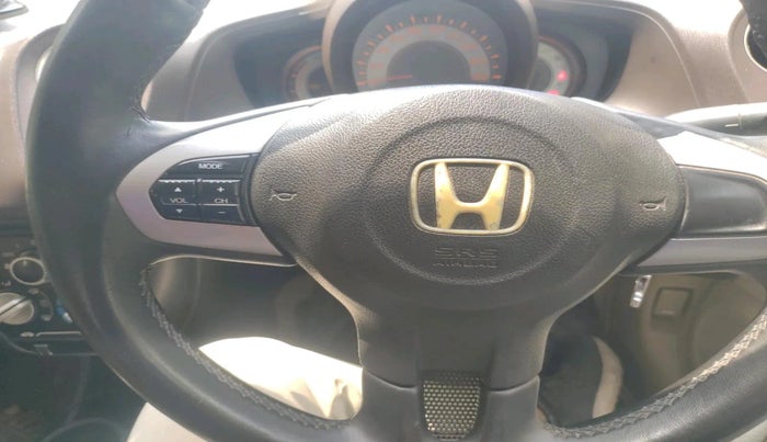 2012 Honda Brio V MT, Petrol, Manual, 1,04,450 km, interior