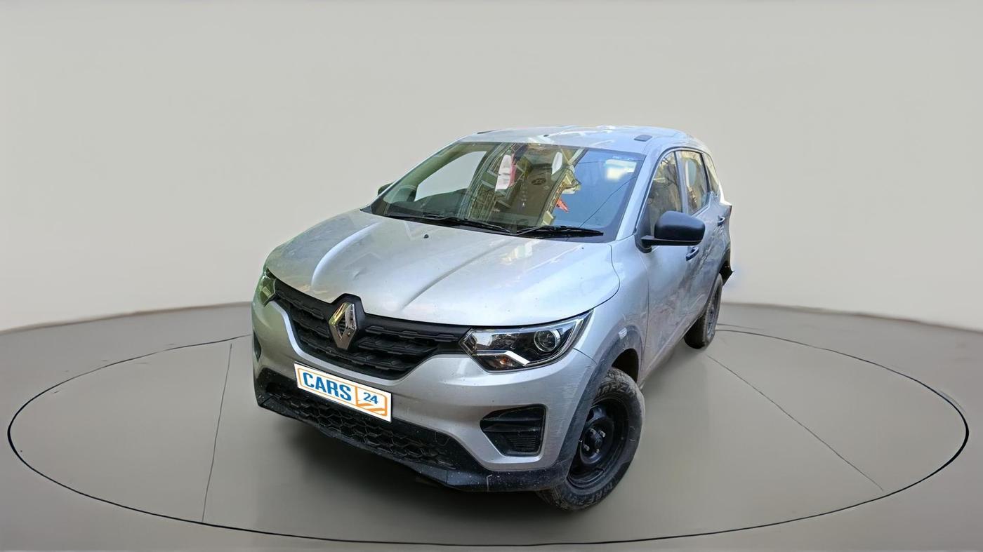2025 Renault TRIBER RXE MT, Petrol, Manual, 9,368 km, exterior