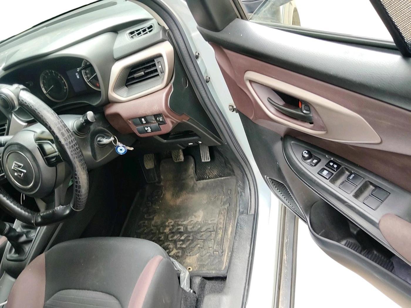 2024 Maruti FRONX DELTA CNG 1.2 MT, CNG, Manual, 51,755 km, interior