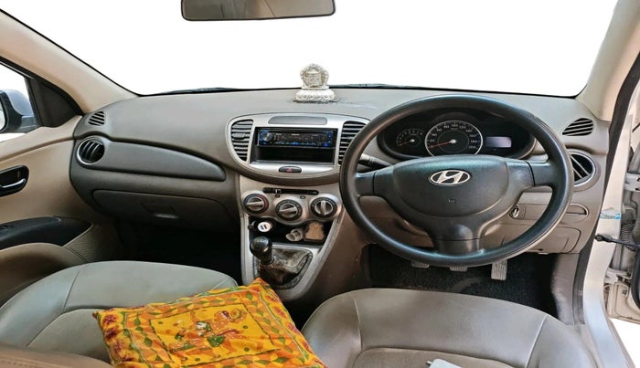 2011 Hyundai i10 MAGNA 1.2, Petrol, Manual, 39,776 km, interior