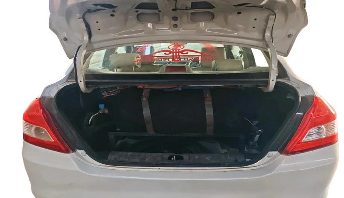 2012 Maruti Swift Dzire VXI, CNG, Manual, 1,41,479 km, exterior