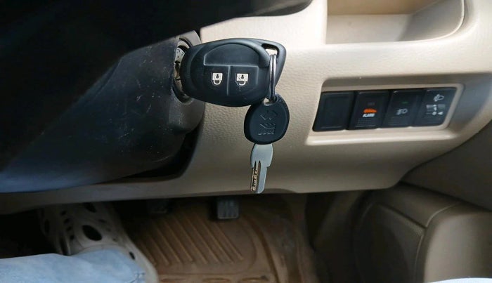2013 Maruti Swift Dzire VXI, Petrol, Manual, 1,02,506 km, interior