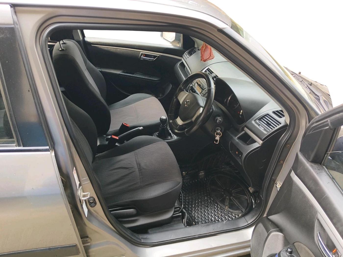 2017 Maruti Swift VDI, Diesel, Manual, 1,50,611 km, interior