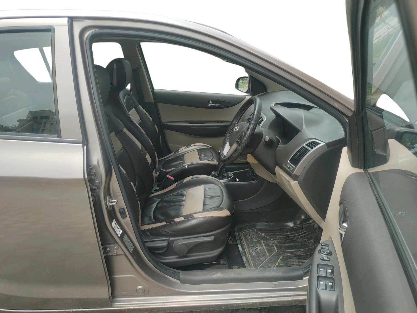 2012 Hyundai i20 ASTA 1.2, Petrol, Manual, 89,163 km, interior