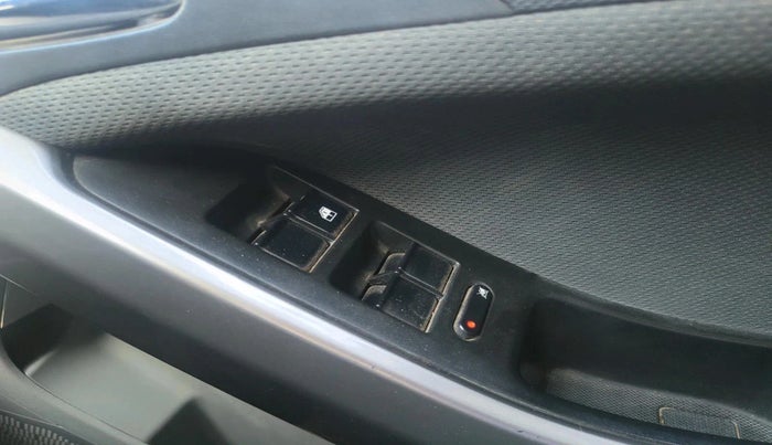 2019 Tata NEXON XZ PLUS PETROL, Petrol, Manual, 84,774 km, interior