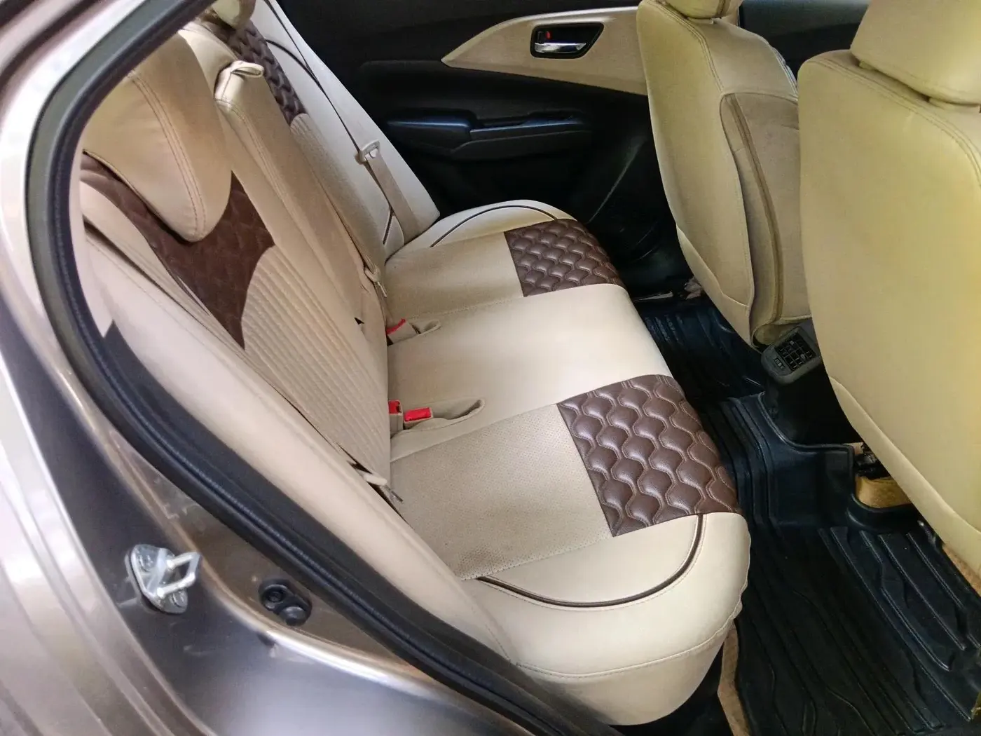 2025 Maruti Dzire VXi, Petrol, Manual, 36,151 km, interior