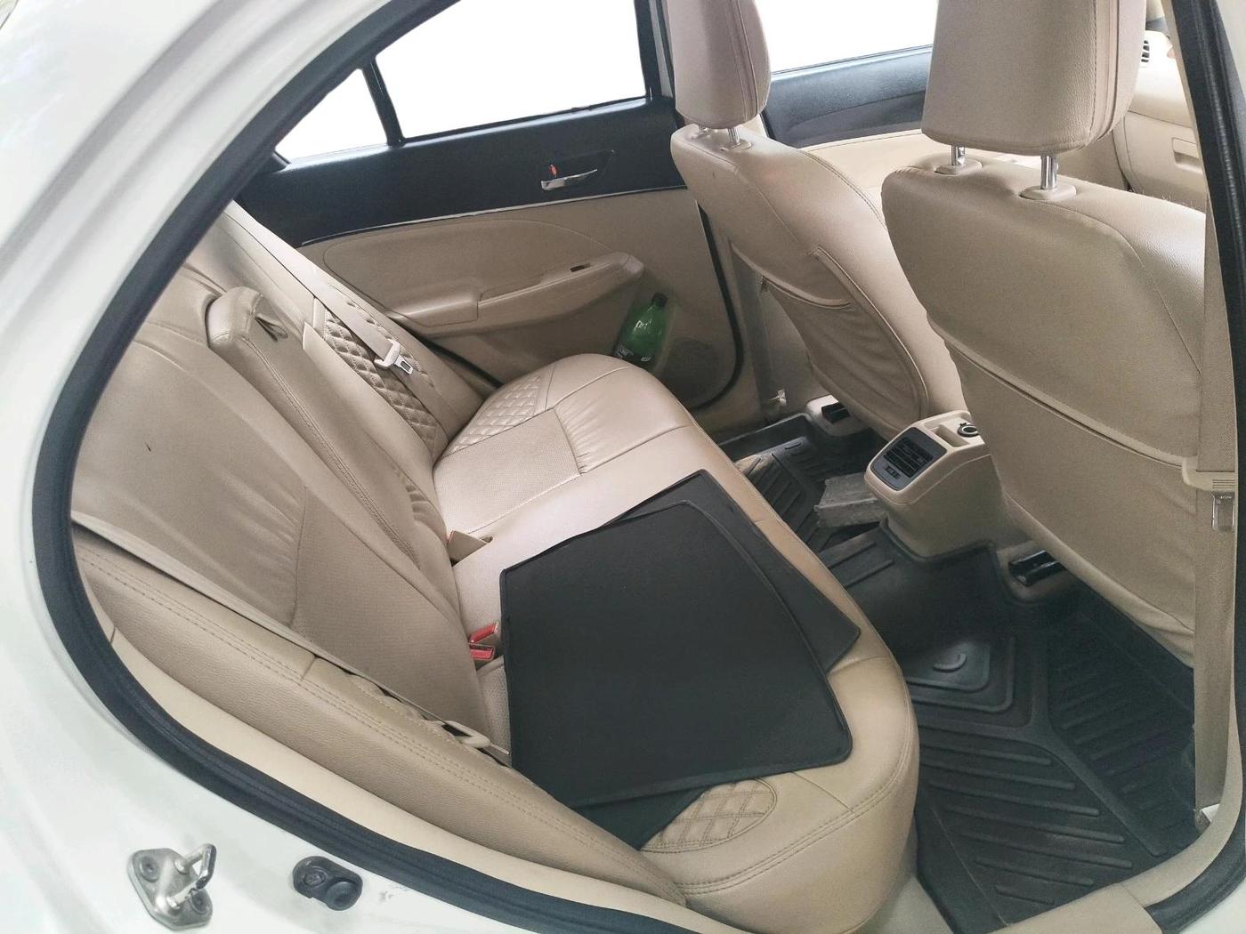 2019 Maruti Dzire VXI AMT, Petrol, Automatic, 1,85,788 km, interior