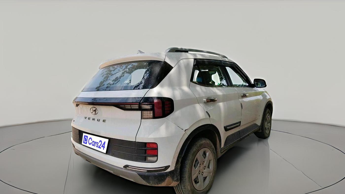 2023 Hyundai VENUE SX 1.2 PETROL, Petrol, Manual, 97,376 km, exterior