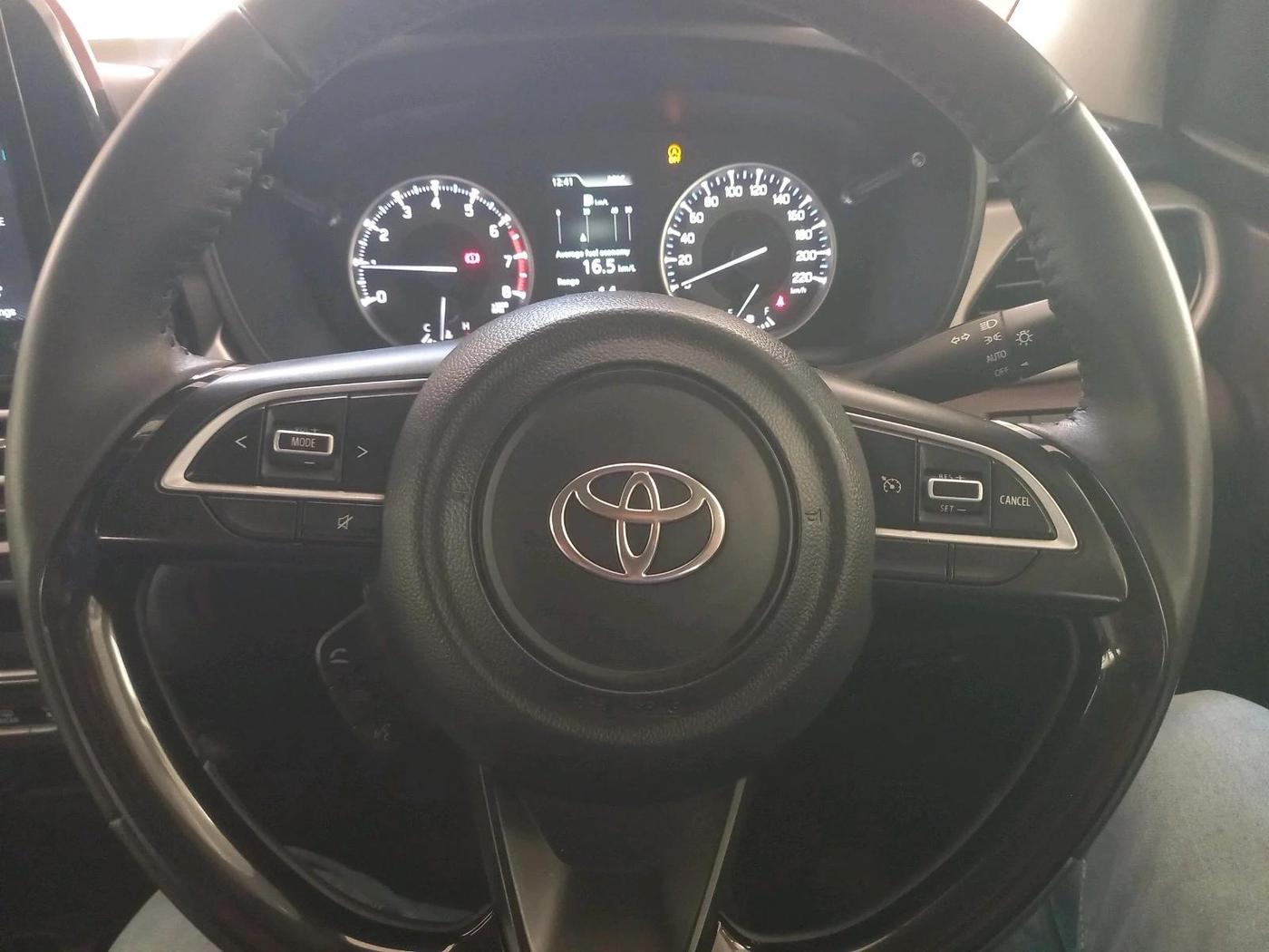 2024 Toyota Urban Cruiser Taisor V 1.0 Petrol MT, Petrol, Manual, 31,882 km, interior