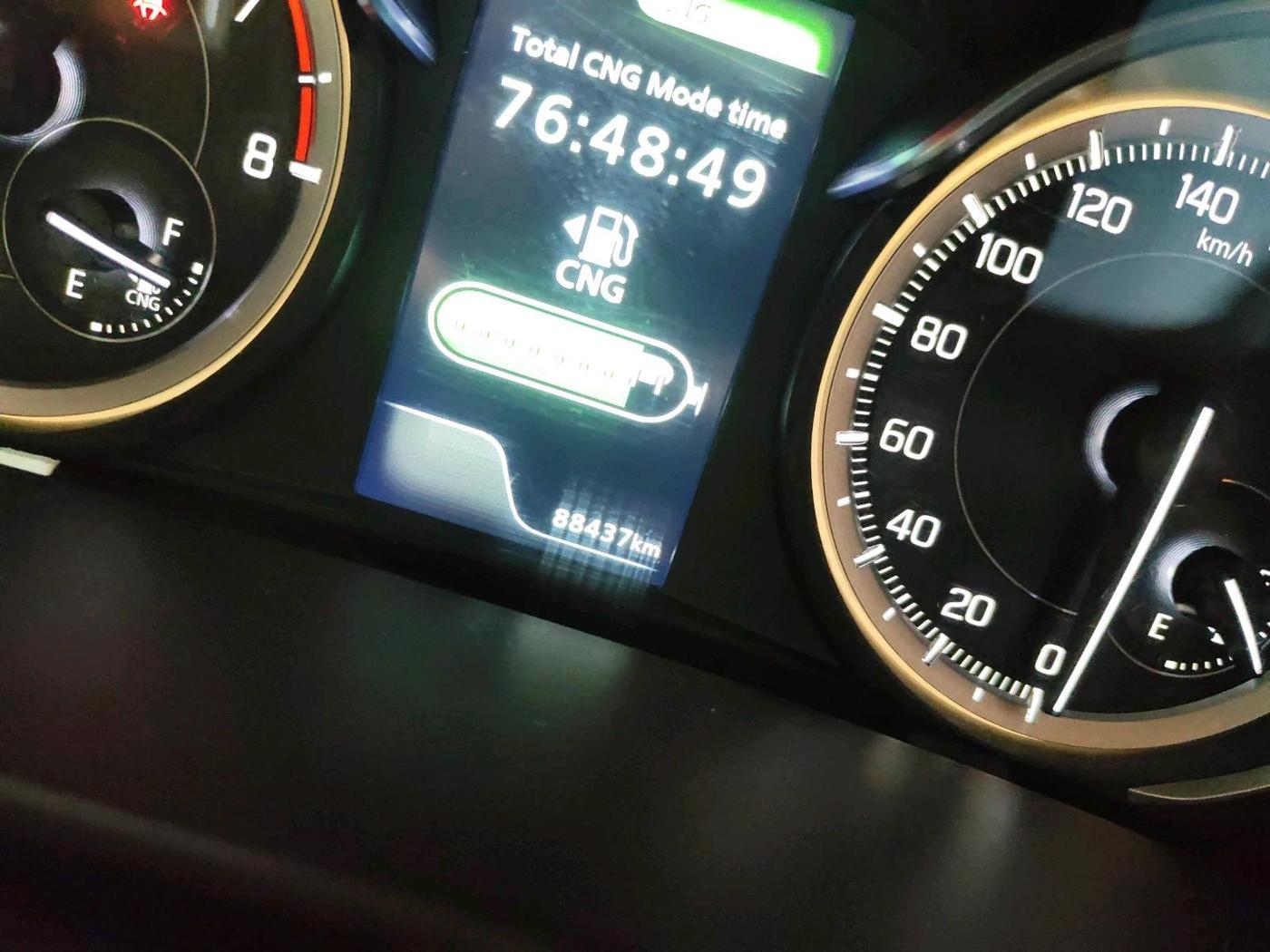 2022 Maruti Ertiga ZXI  CNG, CNG, Manual, 88,437 km, interior