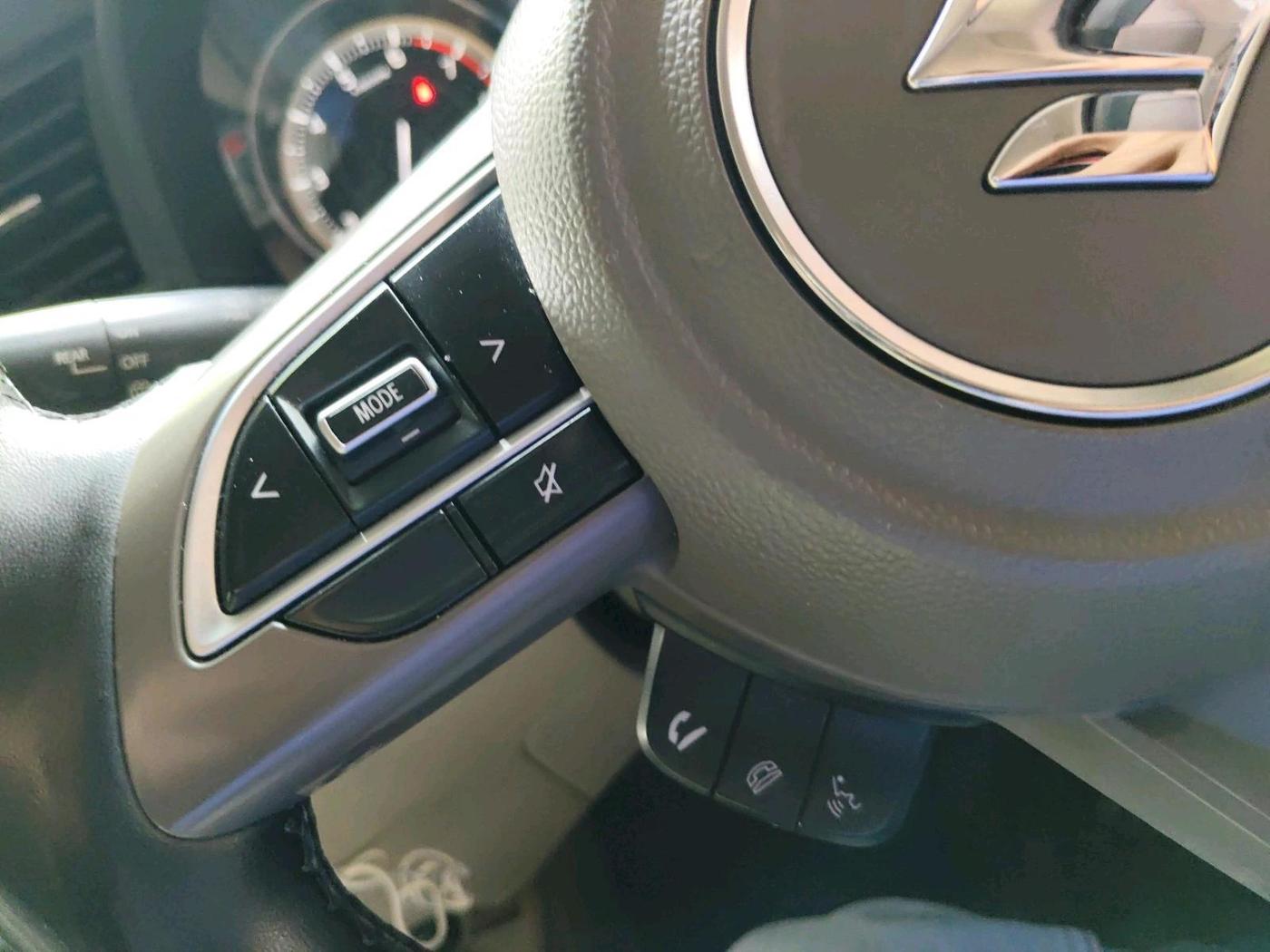 2022 Maruti Ertiga ZXI  CNG, CNG, Manual, 88,437 km, interior