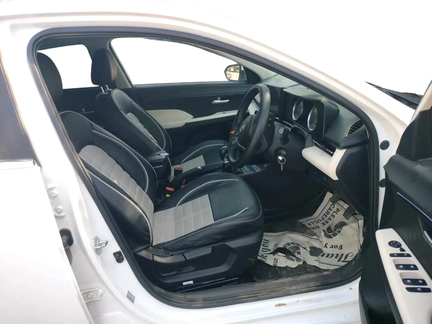 2024 Hyundai Verna EX 1.5 MT, Petrol, Manual, 11,045 km, interior