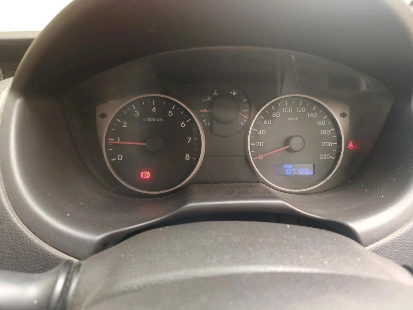 2013 Hyundai i20 SPORTZ 1.2, Petrol, Manual, 1,07,103 km, interior