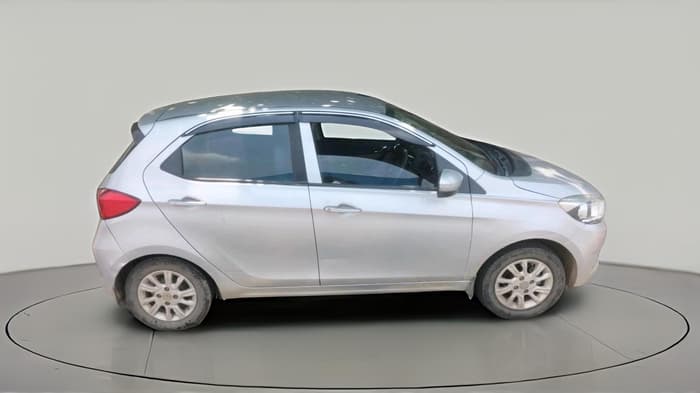 2018 Tata Tiago XZ PETROL, CNG, Manual, 56,426 km, exterior