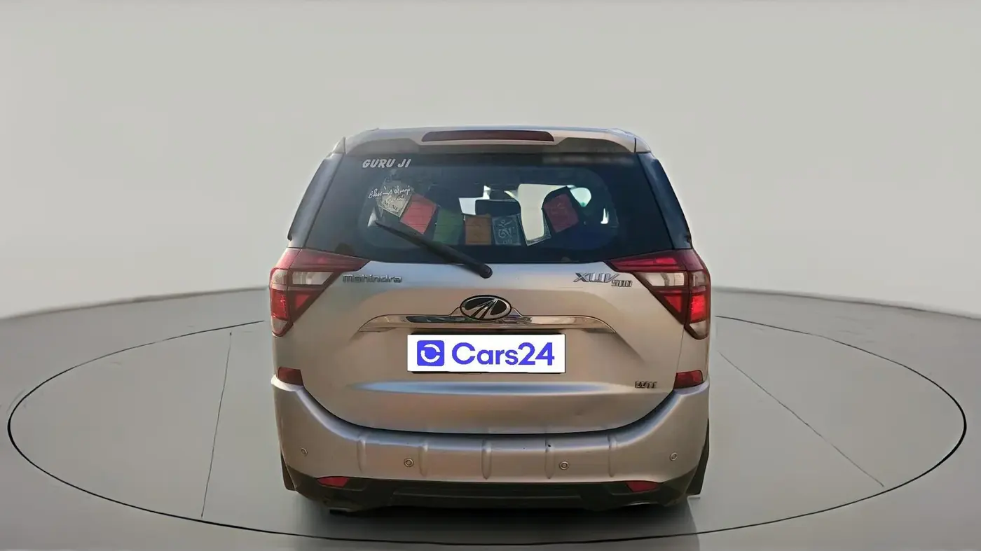 2018 Mahindra XUV500 W11, Diesel, Manual, 1,33,150 km, exterior