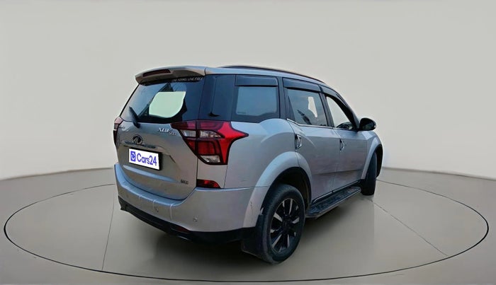 2018 Mahindra XUV500 W11, Diesel, Manual, 1,33,150 km, exterior