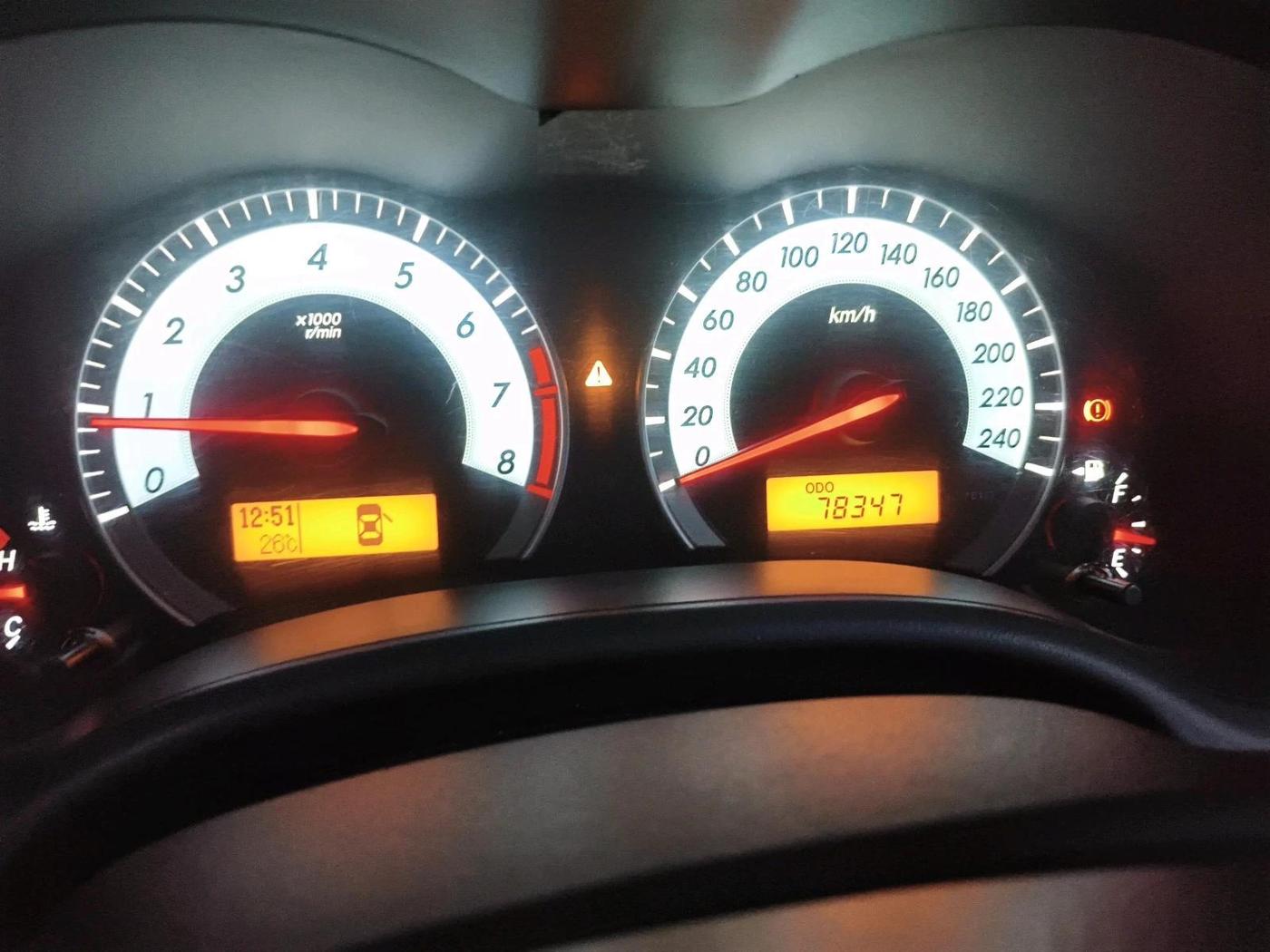2011 Toyota Corolla Altis G PETROL, Petrol, Manual, 78,347 km, interior