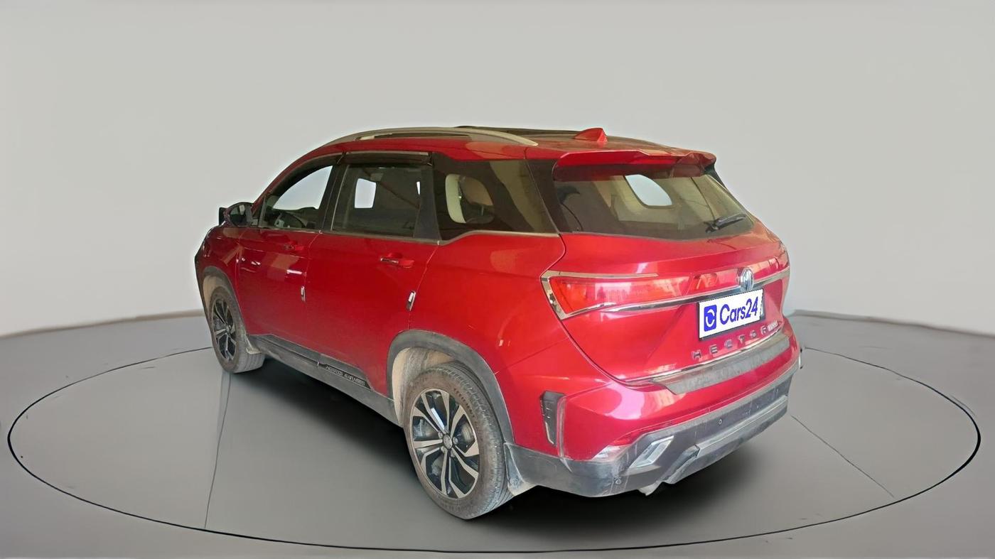 2024 MG HECTOR PLUS SHARP PRO 1.5 TURBO MT 6 STR, Petrol, Manual, 9,004 km, exterior