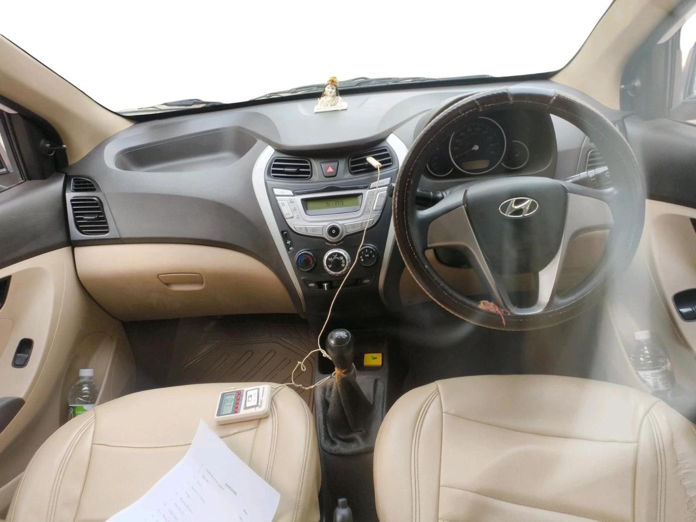 2017 Hyundai Eon MAGNA + AIRBAG, Petrol, Manual, 41,229 km, interior