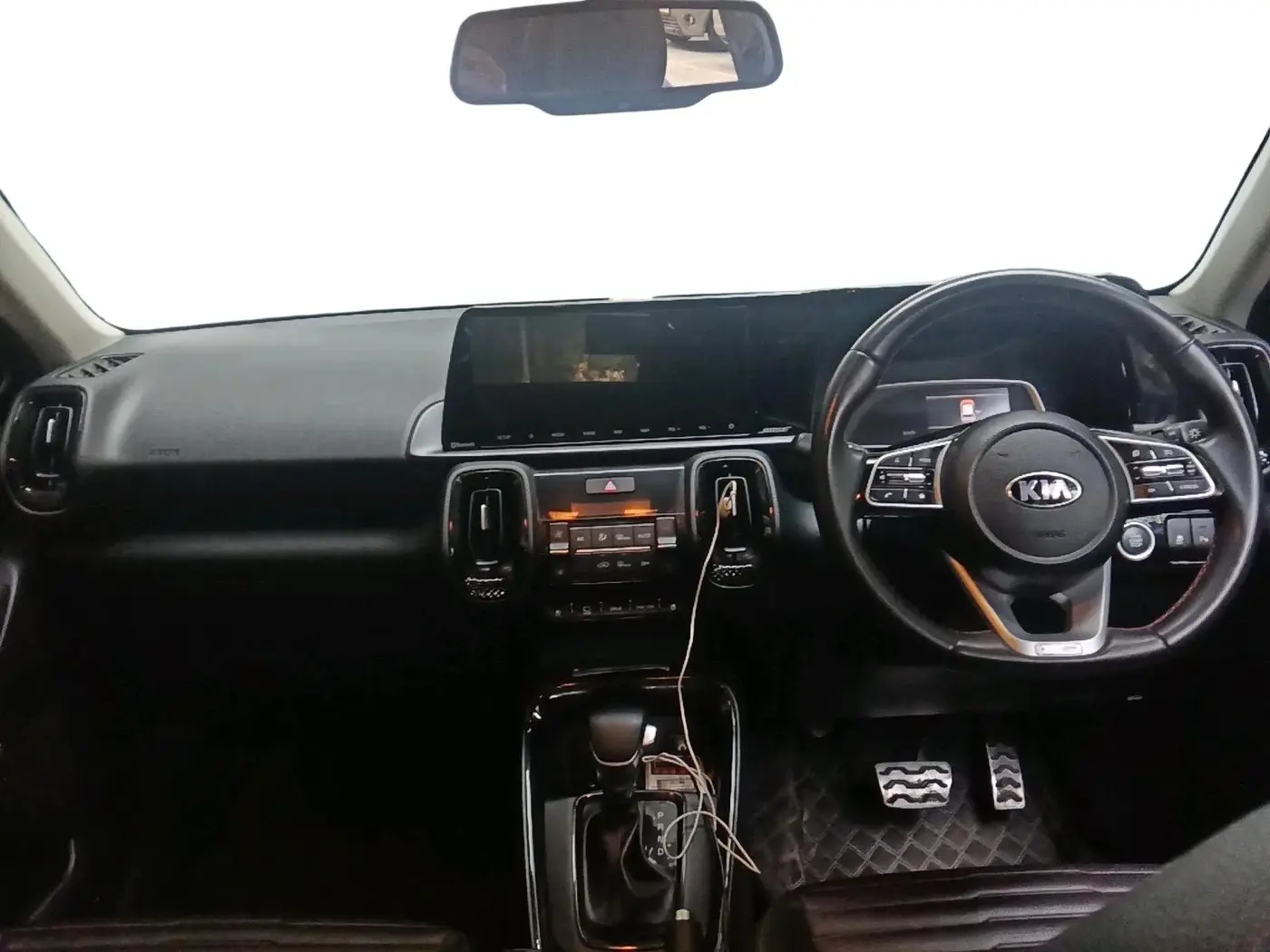 2021 KIA SONET GTX PLUS 1.5 AT, Diesel, Automatic, 68,142 km, interior